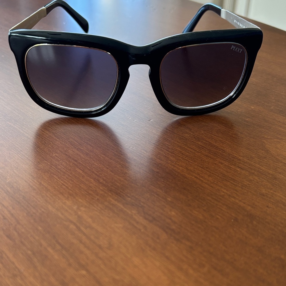 Emilio Pucci Black Sunglasses - Picture 4 of 5